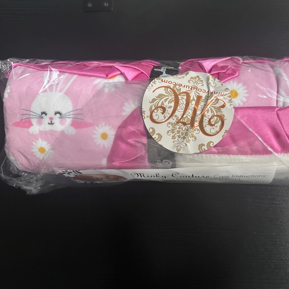 Minky Couture Easter Daisy Blanket - Tween Size 36”x50”